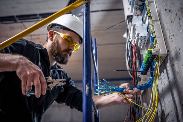 Best Electrical Repair Services  in Redmond, OR
