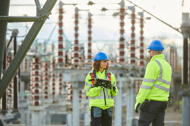Best Best Electricians Near Me  in Redmond, OR