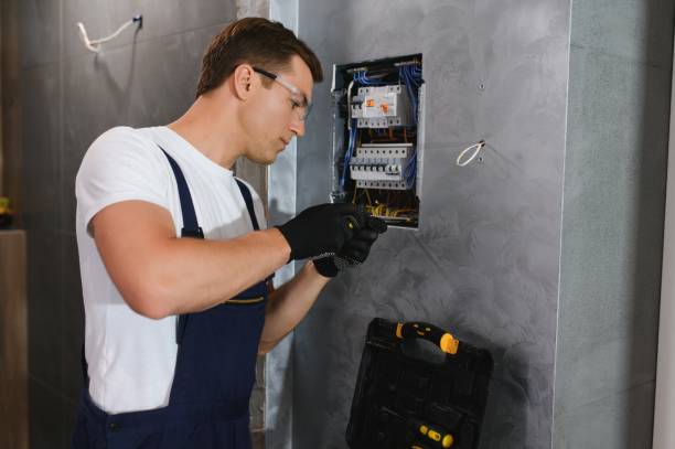 Best Electrical Outlet Repair  in Redmond, OR